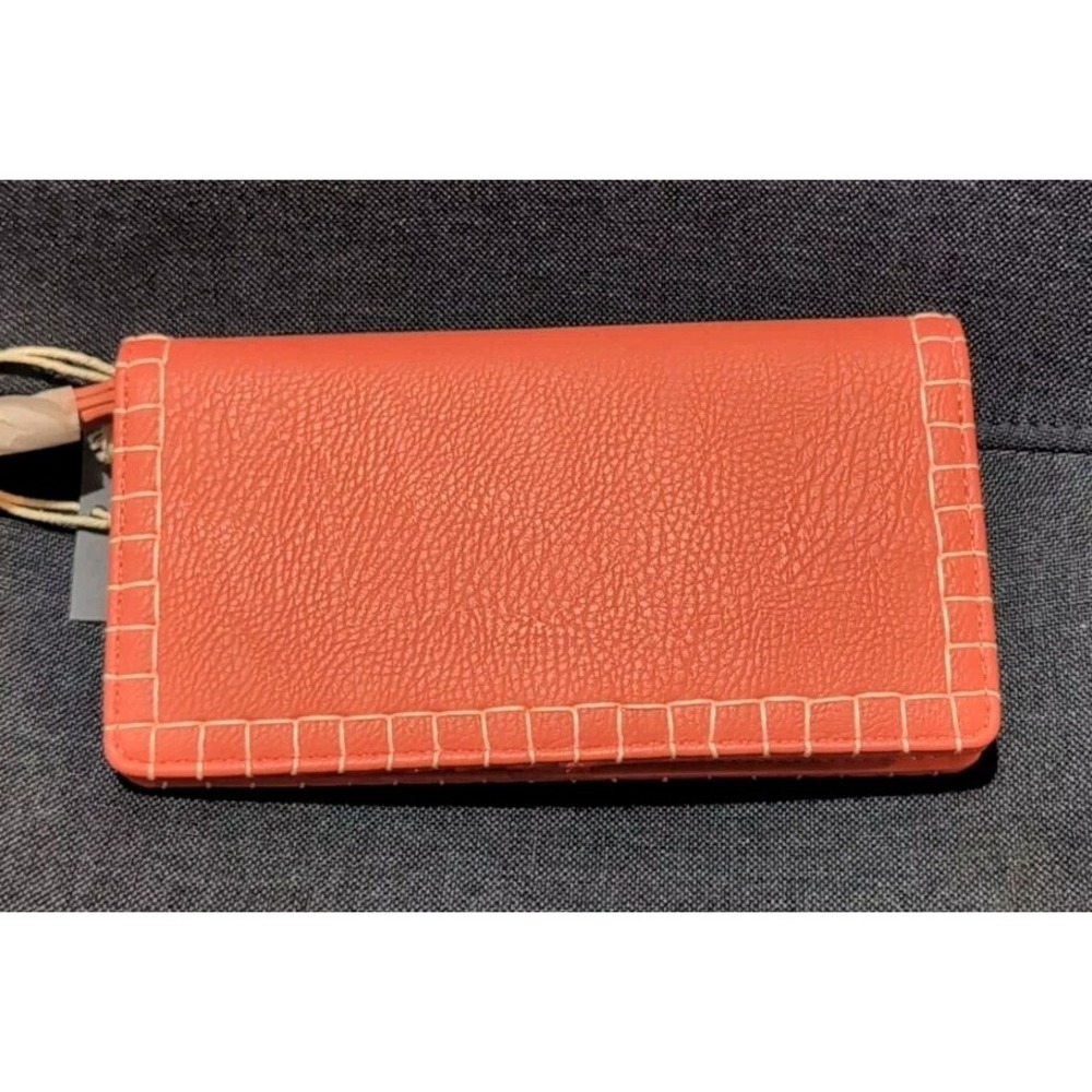 UNIVERSAL THREAD WALLET - NEW with tags red